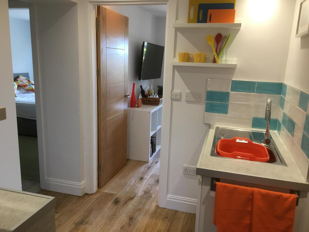 The Wrens Annexe - Stylish Self-Contained 2-Bed Annexe Penzance Exterior photo